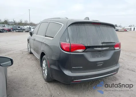 2018 Chrysler Pacifica Touring L from USA, damaged, VIN 2C4RC1BG0JR149157